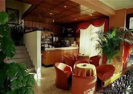 Sea Gull Hotel